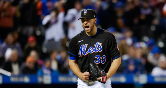Tylor Megill abridor de los Mets tiró sin hit combinado con sus relevistas contra Filaldelfia del 290422