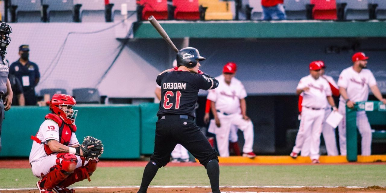 Águila de Veracruz vs. Piratas de Campeche, juego 10 de los Piratas, 1o de la serie 6×4 del 030522 en Veracruz, Diego Madero