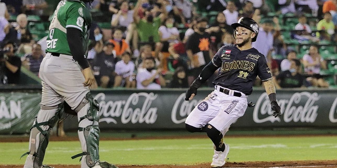 La diferencia fue de nuevo de una carrera, pero ahora ganaron los Leones