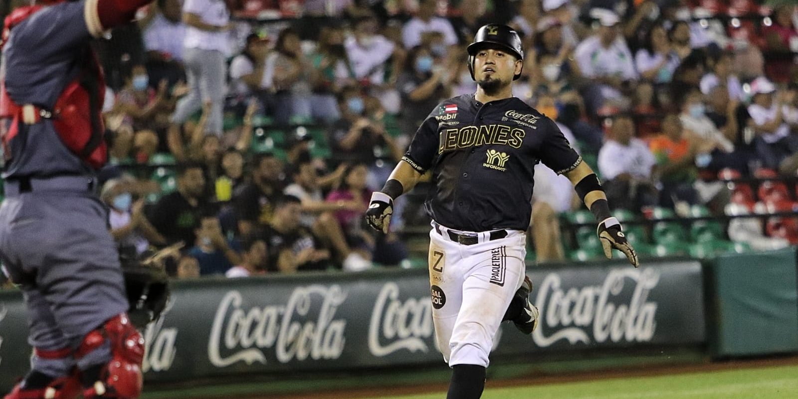 Leones de Yucatán vs. Piratas de Campeche, 15 juego para ambos, 3o de la serie, serie para los Leones, 16×6 10 del 080522, Norberto Obeso
