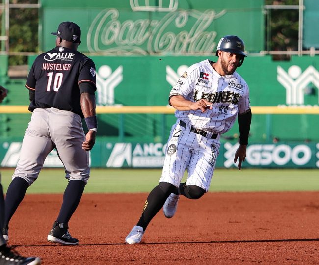 Leones de Yucatán vs. Tigres de Quintana Roo, juego 9 para ambos, 3o de la serie, serie para los Tigres, 2×1 del 010522 en Mérida, Ramón Torres y Ronnier Mustelier
