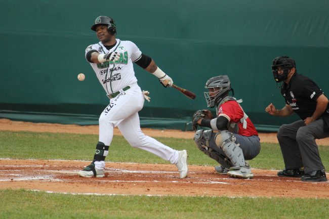 Olmecas de Tabasco vs. Pïratas de Campeche, juego 9, 3o de la serie, serie para los Piratas, 5×3, del 010522 en Macuspana, Maikel Serrano
