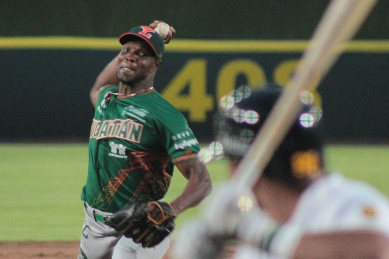 Willie Romero y sus Pericos le ganan a los Leones