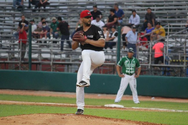 Piratas de Campeche vs. Olmecas de Tabasco juego 20 para los Piratas, 2o de la serie, serie empatada, 7×1 del 140522 en Macuspana, Elián Leyva, abridor y ganador 1-3