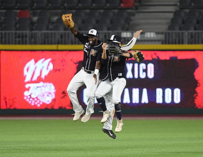 Tigres de Quintana Roo vs. Diablos Rojos del México, juego 10 para los Tigres, 1o de la serie, 7×5, del 020522 en Ciudad de México, 1er juego tigres como locales en cdmx en 21 años