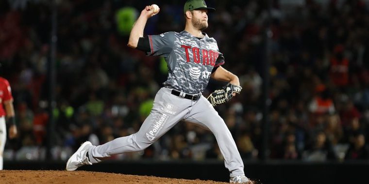 Toros de Tijuana vs. Piratas de Campeche, juego 32, 2o de la serie, serie para Tijuana, 13×0, Piratas jugando como local, del 280522 en Tijuana, Tanner Anderson, abridor y ganador 2-3