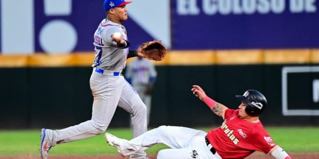 Acereros de Monclova vs. Piratas de Campeche, juego 53, 2o de la serie, serie para Monclova, 25×1 del 250622 en Monclova Addison Russell