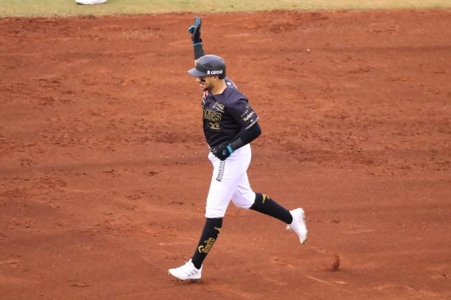 Leones de Yucatán vs. Saraperos de Saltillo, juego 45, 3o de la serie, barrida de los Leones, 11×1, del 120622 en Mérida, Chrsthian Adames, jonrón en 3 días seguidos, 4o en la serie