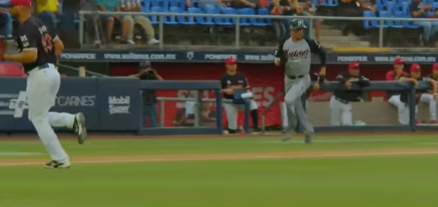 Sultanes de Monterrey vs. Piratas de Campeche, juego 49, 1o de la serie, 1×0 del 210622 en Monterrey