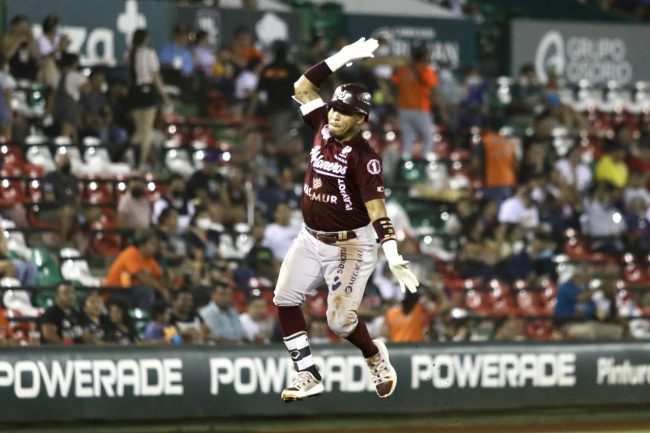 Algodoneros del Unión Laguna vs. Leones de Yucatán, juego 69, 3o de la serie, serie para los Algodoneros, 5×4, 5 del 140722 en Mérida, Yangervis Solarte