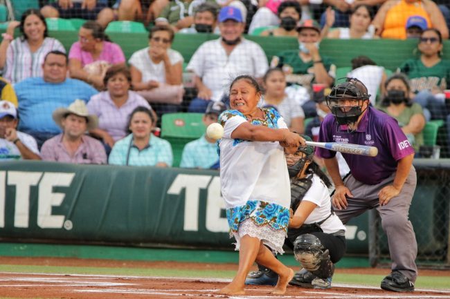 Amazonas de Yaxunah juego que perdieron 12×14 ante Sucilá 1 del 020722 en parque Kukulcán