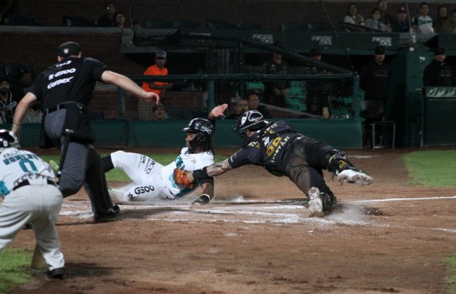 Saraperos de Saltillo vs. Leones de Yucatán, juego 80, 3o de la serie, serie para Saltillo, 7×3, del 280722 en Saltillo, reinel Rosario con Sebastián Valle