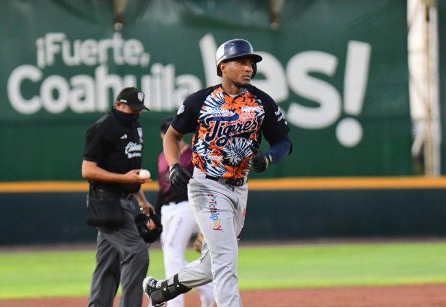 Tigres de Quintana Roo vs. Algodoneros del Unión Laguna, juego 73, 1o de la serie, 5×3, del 190722 en Torreón, Lázaro Hernández, jonrón 8