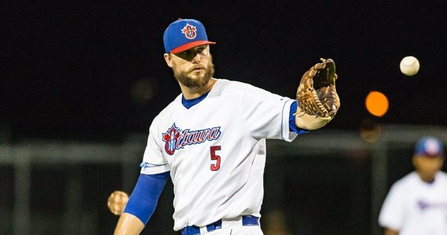 Tyler Wilson contratado por los Leones de Yucatán del 130722