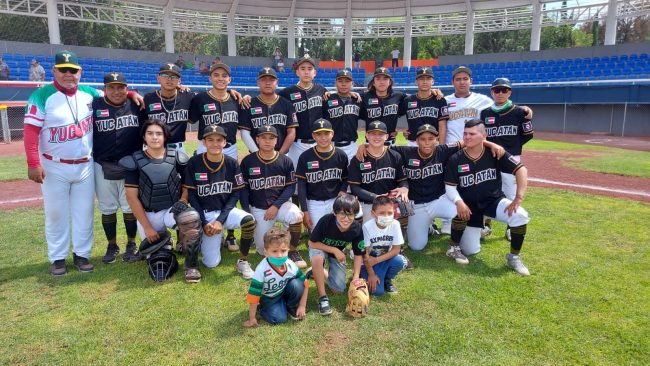 selección yucateca de béisbol en torneo 15-16 años en Aguascalientes con Pedro Perucho Ortiz