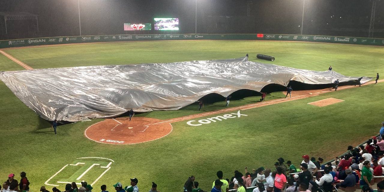 Olmecas de Tabasco vs. Tigres de Quintana Roo, 1er juego 1er play off, 3×1, a reanudarse mañana por lluvia, del 100822 en Macuspana