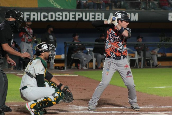 Pericos de puebla vs. Tigres de Quintana Roo, juego 86, 2o de la serie, serie para los Pericos, 12×2 del 030822 en Puebla