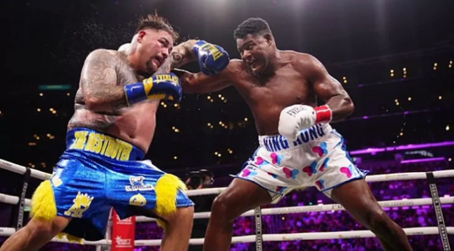 Andy Ruiz vs. Luis Ortiz gdu 12 del 040922 en Los Angeles se dijo que fue eliminatoria por el cetro completo del CMB