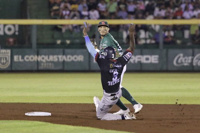 Leones de Yucatán vs. Sultanes de Monterrey, juego 3, Serie del Rey, ventaja 2-1, 6×1, del 140922 en Mérida, Cristhian Adames