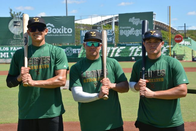 Ángel Camacho, Adolfo Valdez, Jafet Ojeda, octubre 2022 parque Kukulcán