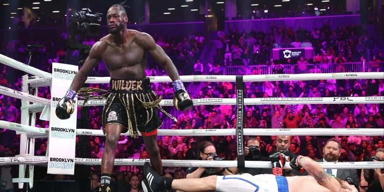 Deontay Wilder vs. Robert Helenius gkot 1 2.57 2 del 151022 en Blarclays Center Brooklyn, Nueva York