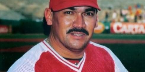 Nelson Barrera Romellón, muy buena foto al parecer en el palacio sultán