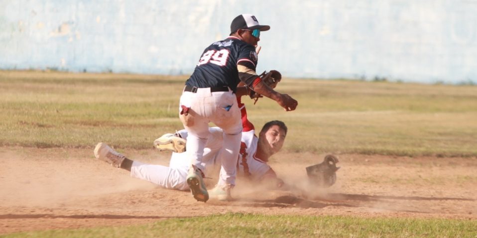 Diablos de la Bojórquez vs. Venados de la Universidad Marista, 1o de la serie, 3a semana, 12×5, del 191122 en la Bojórquez