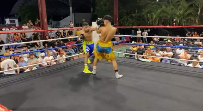 Iván Terrible Rosado vs. Zeus Várguez, gdu 8 7 del 261122 en Cozumel, ganó cetro intercontinental wélter del CMB