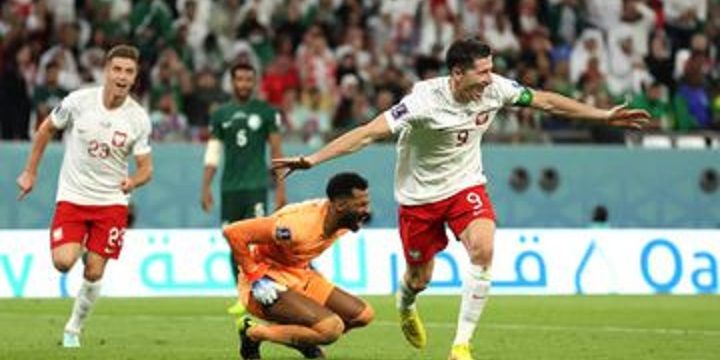 Polonia vs. Arabia Saudita, 2-0 2o juego mundial de fútbol qatar 2022, del 260222 en Doha