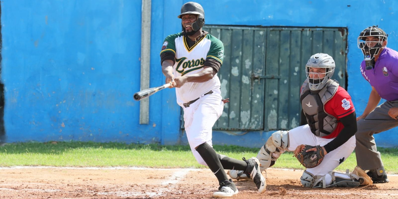 Zorros de Pacabtún vs. Venados de la Universidad Marista, 1er juego temporada, 1o de la serie, 8×2, del 051122 en Pacabtún