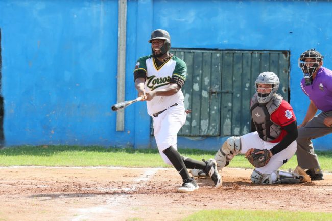 Zorros de Pacabtún vs. Venados de la Universidad Marista, 1er juego temporada, 1o de la serie, 8×2, del 051122 en Pacabtún