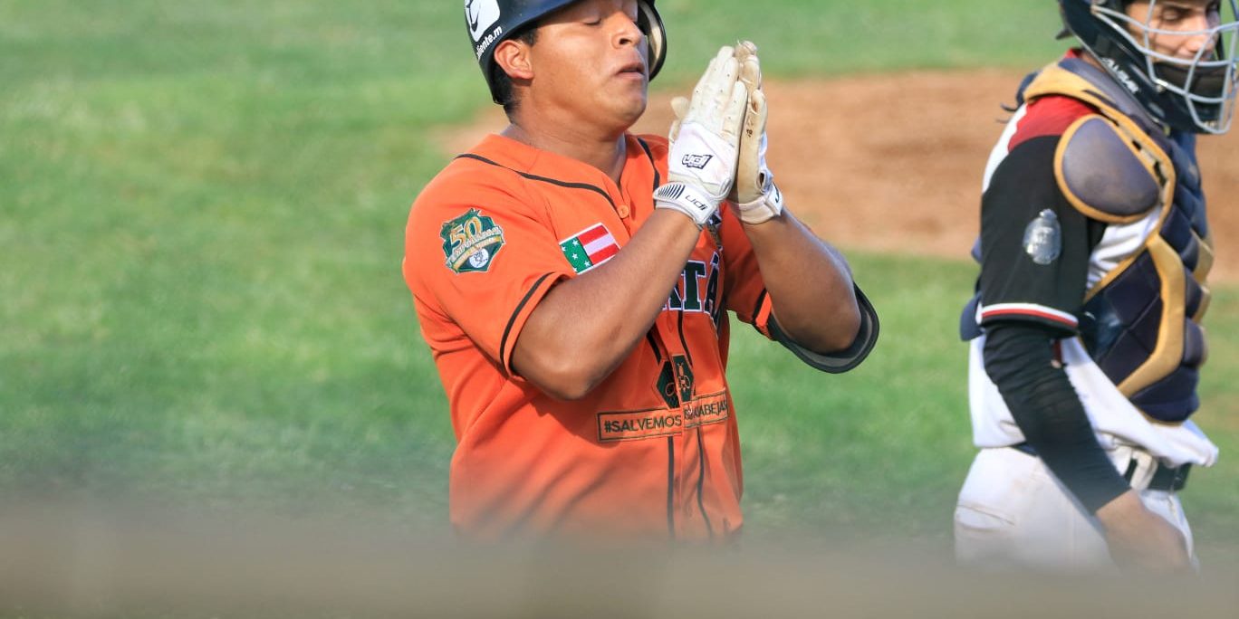 Leones de Umán vs. Toros-Rieleros, 2o juego serie final del sur liga invernal, serie empatada, 14×3, 7 del 301122 en Umán, Óliver Carrillo