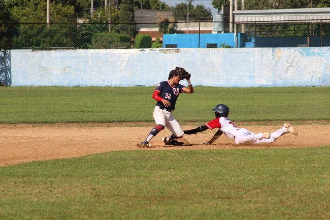 Venados de la Universidad Marista vs. Diablos de la Bojórquez, 8a fecha, 1o de la serie 4×3, del 301222 en la Bojórquez