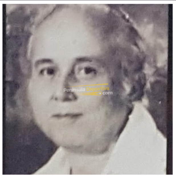 Víctor Castillo Vales con marca de agua
