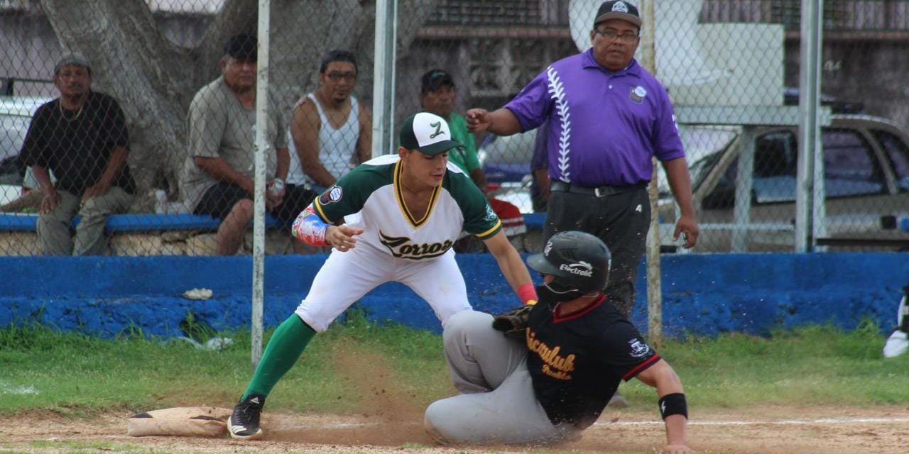 Zorros de Pacabtún vs. Bravos de Chicxulub Pueblo, 5a semana liga meridana, 1o de la serie, 9×4, del 031222 en Pacabtún