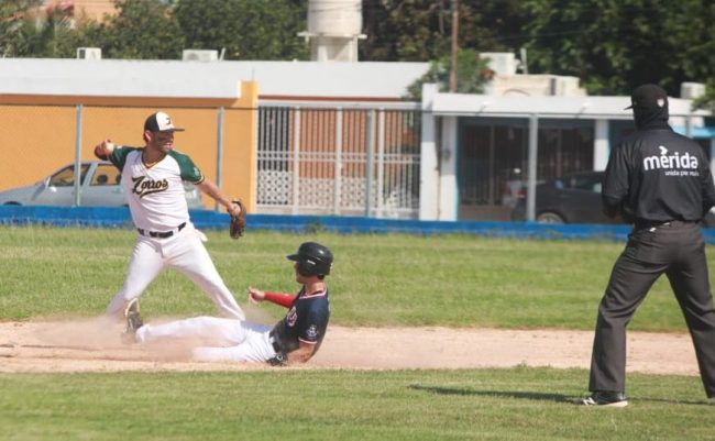 Zorros de Pacabtún vs. Venados de la Universidad Marista, 6a semana, 1o de la serie, 6×2, del 101222 en Pacabtún