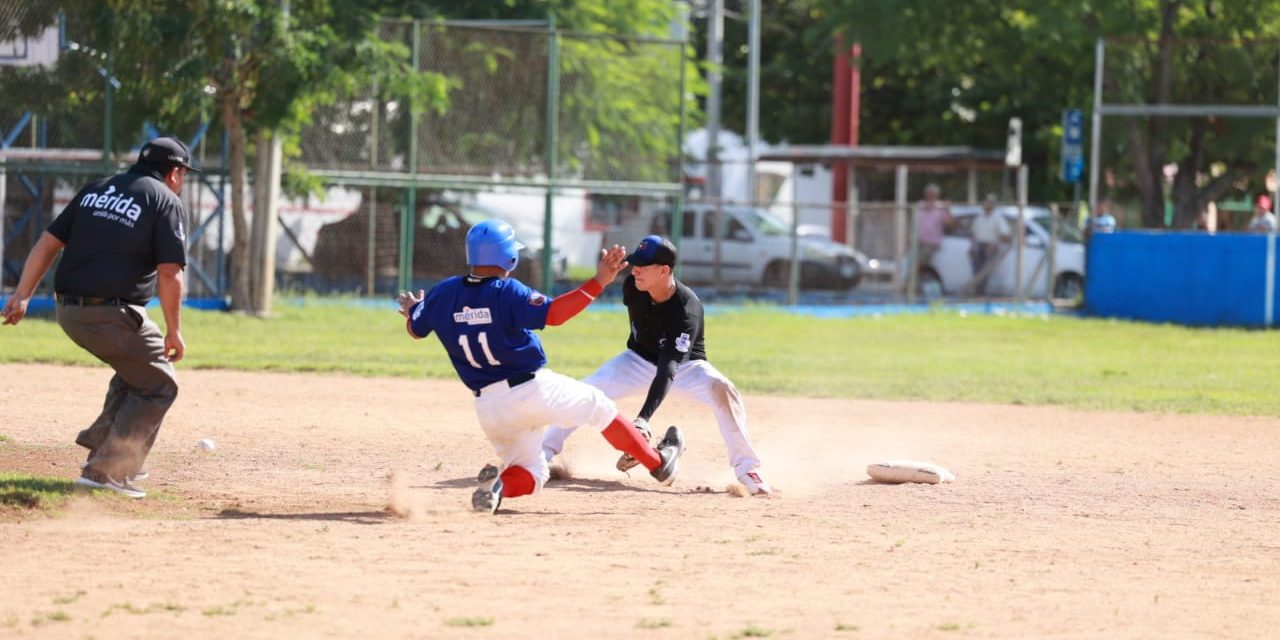 Senadores de la Morelos vs. Azulejos de la Dolores Otero, 9a semana, 1er juego de la serie, 9×6, 1 del 070123 en la Dolores Otero
