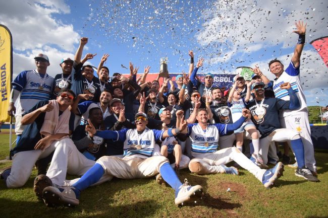 Senadores de la Morelos vs. Bravos de Chicxulub, 3er y definitivo juego serie final meridana, 7×3, del 300123 enla Morelos, senadores campeones, Luis Borges
