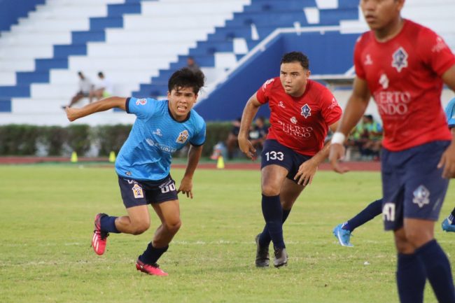 Inter de Playa del Carmen de azul vs. Progreso F.C., fecha 18 Tercera División, 1-1, del 180223 en Playa del Carmen