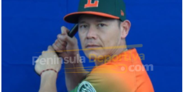 José Juan Aguilar foto róster 2021 Leones de Yucatán con marca de agua