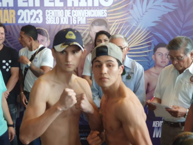 Alan David Rey Picasso pesaje vs. Kevin Villanueva del 030323 en Hotel Ibys Galerías con Mauro Chalé y Miguel Berchelt