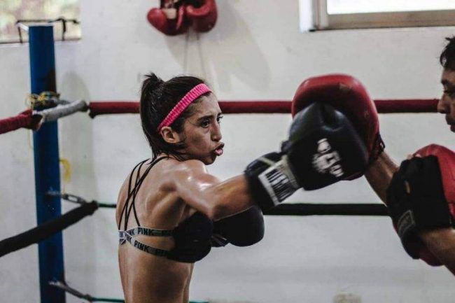 Jessica Tanquecita Basulto entrenando
