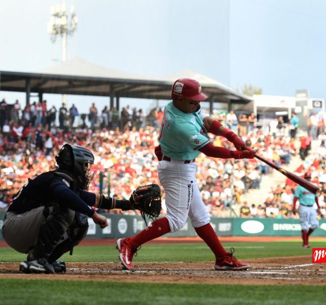 Diablos Rojos del México vs. Tigres de Quintana Roo, juegos 2 para ambos, 2o de la serie, 25×3, 1 serie para los Diablos, del 220423 en la Ciudad de México