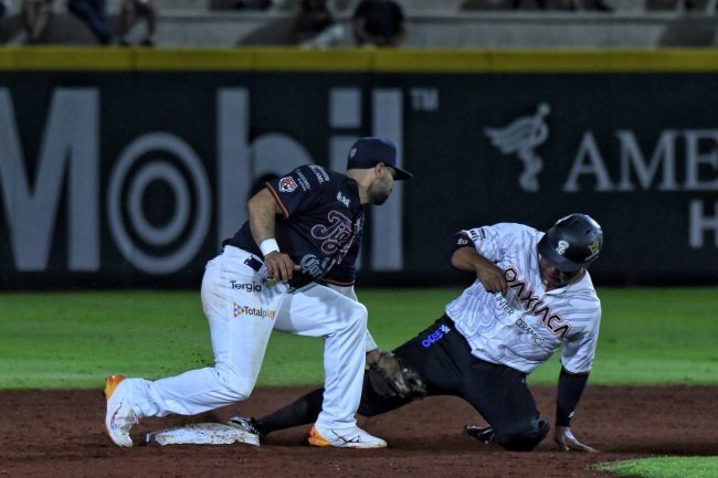Guerreros de Oaxaca vs. Tigres de QUintana Roo, 7o juego del año, 1o de la serie, 4×0, 5 del 280423 en Cancún