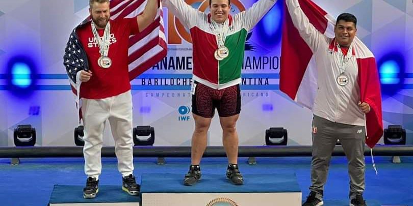 Josué Medina Andueza, medalla de oro arranque y dos de plata en panamericano de mayores en Bariloche, del 010423