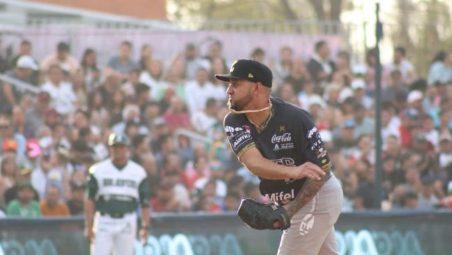 Leones de Yucatán vs. Bravos de León, 3er juego de los Leones, 3o de la serie, serie por barrida 8×0, del 220423 en León, Yoanner Negrín, abridor y ganador, 1a salida