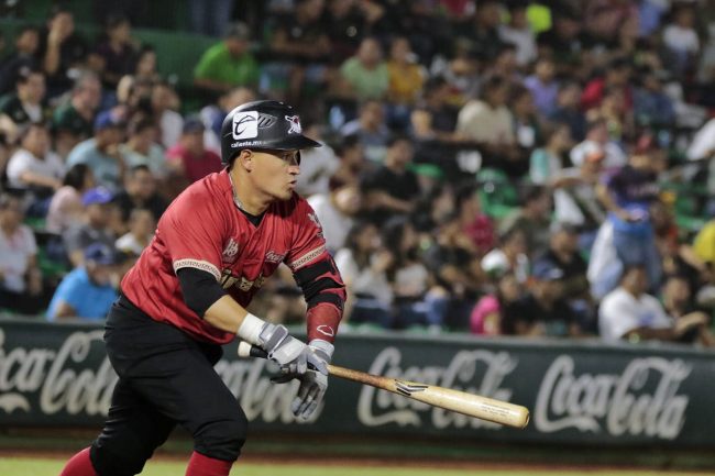 Piratas de Campeche vs. Leones de Yucatán 6o juego pretemporada Leones, 5o piratas, copa maya, 4×3, del 060423 en Campeche, Diego Madero