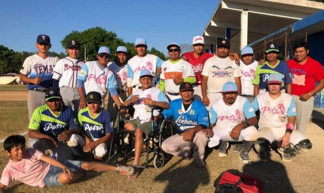 Potros de Buctzotz con su líder Tomás Hu en silla de ruedas, abril de 2023
