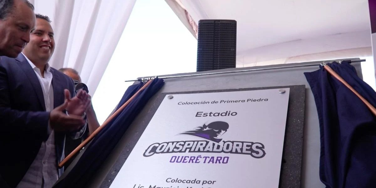 Primera piedra del estadio de Querétaro, del 180423 en Huimilpan, Querétaro