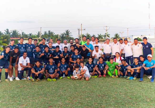 Progreso F.C. vs. Mayas de Hunucmá, fecha 25 torneo de la 3a división, 1-0 del 070423 en Progreso con Rodolfo Rosas Moya y Daniel Rosello